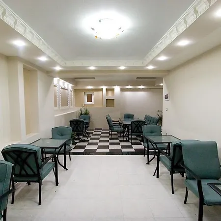 Viana Aparthotel 3*