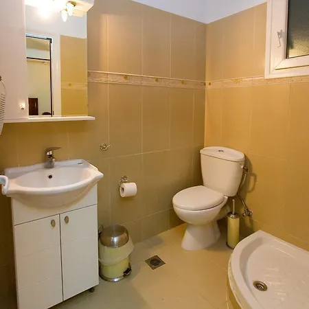 Apart-hotel Viana 3*
