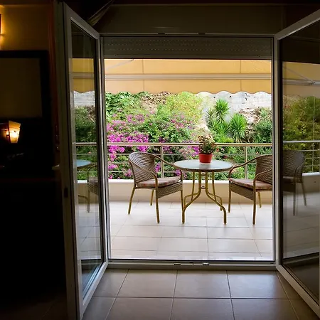 Viana 3* Loutra Edipsou (Evia)