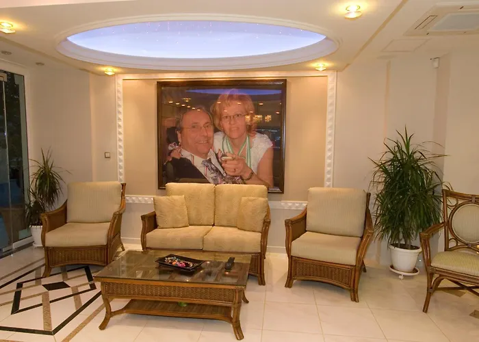 βιάνα Ξενοδοχείο με διαμερίσματα 3*