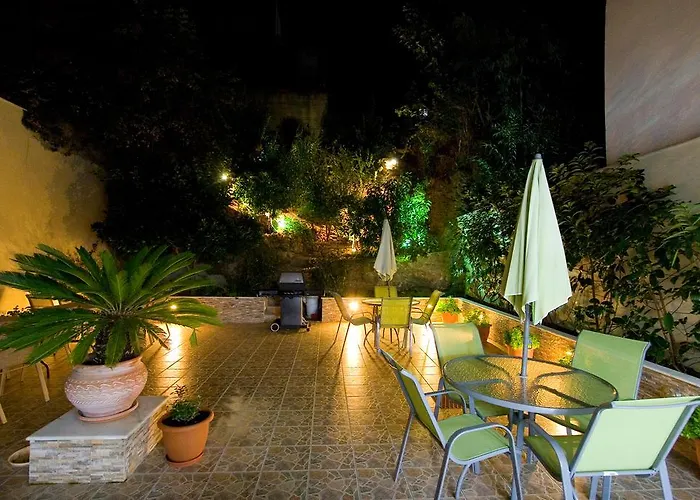 βιάνα Ξενοδοχείο με διαμερίσματα 3*